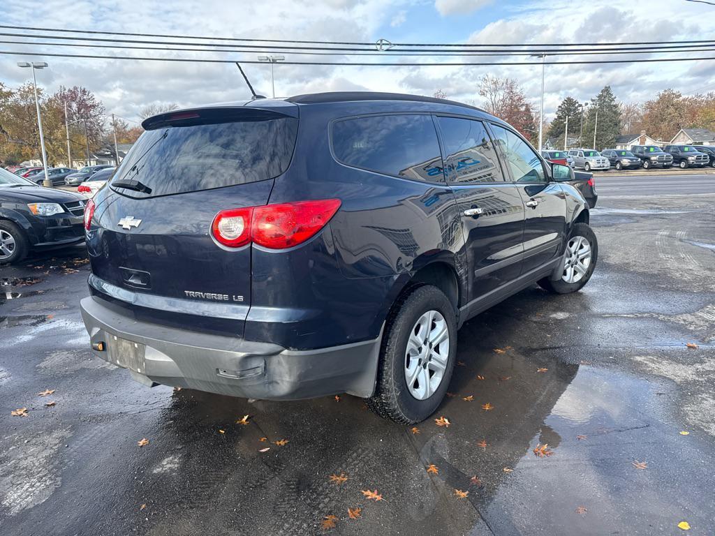 used 2011 Chevrolet Traverse car, priced at $3,590