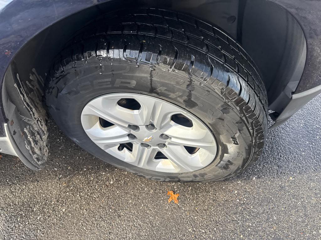 used 2011 Chevrolet Traverse car, priced at $3,590