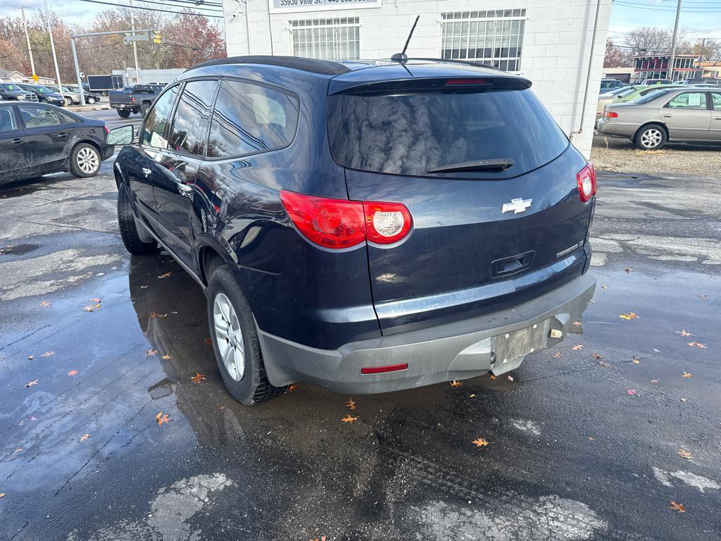 used 2011 Chevrolet Traverse car, priced at $3,590