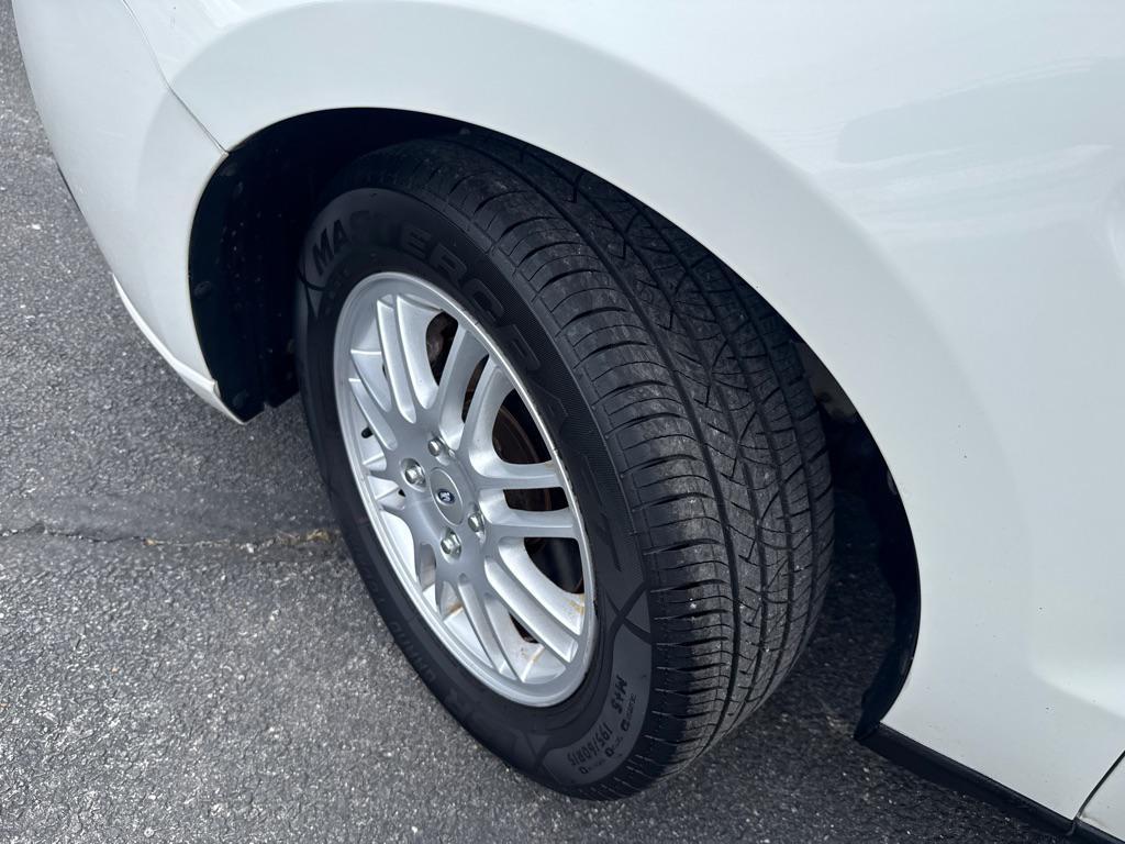 used 2010 Ford Focus car, priced at $4,990
