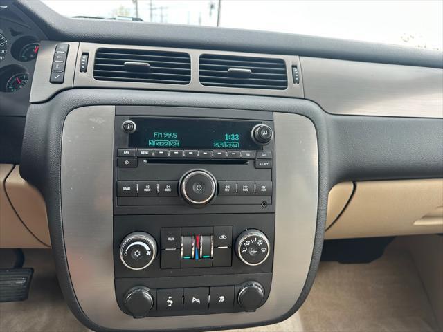 used 2008 Chevrolet Suburban car, priced at $10,990