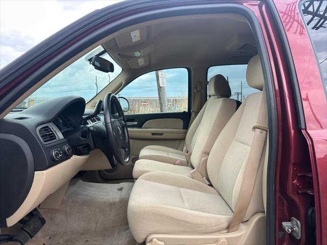 used 2008 Chevrolet Suburban car, priced at $10,990