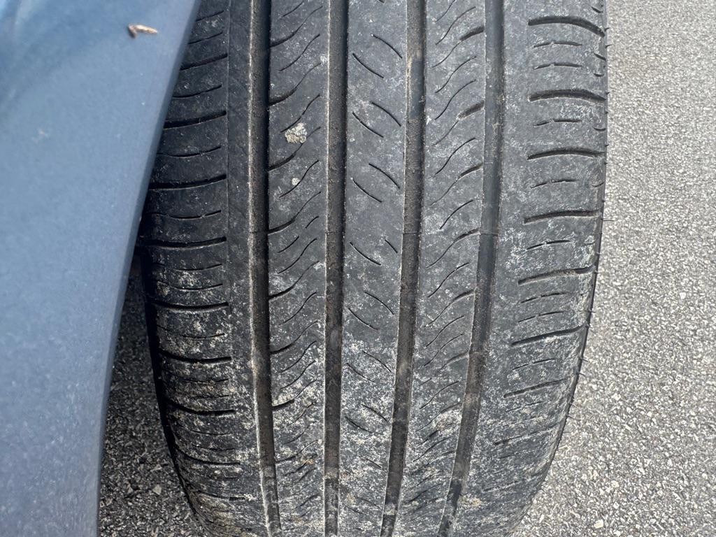 used 2006 Subaru Legacy car, priced at $4,990
