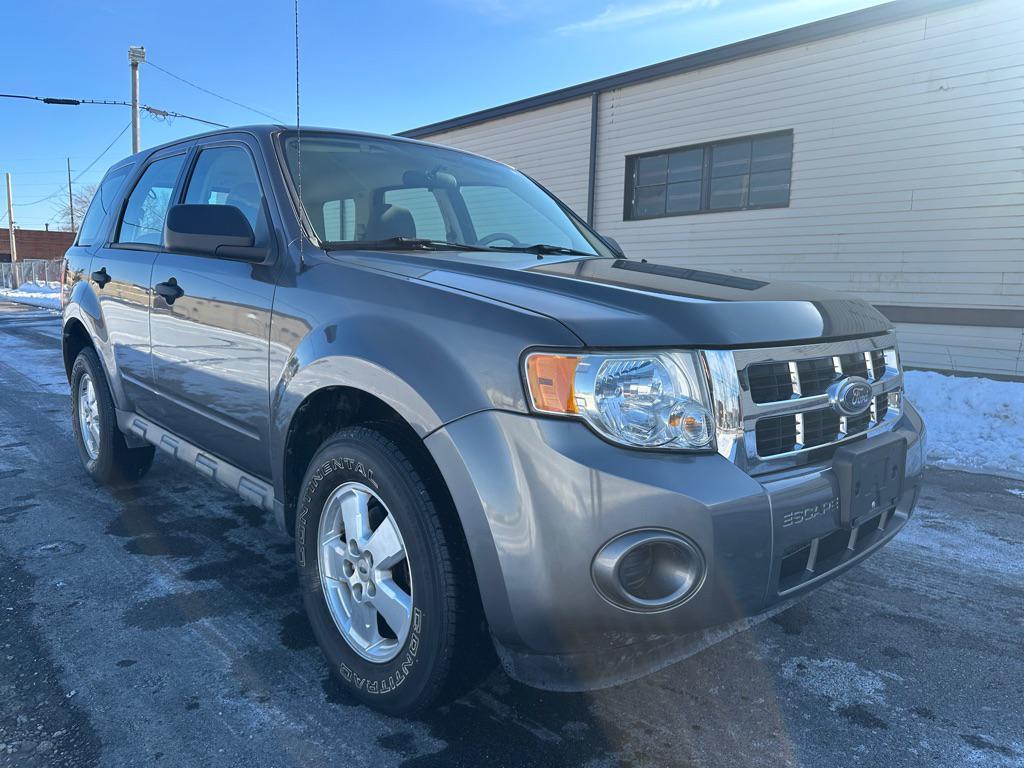 used 2009 Ford Escape car, priced at $6,990