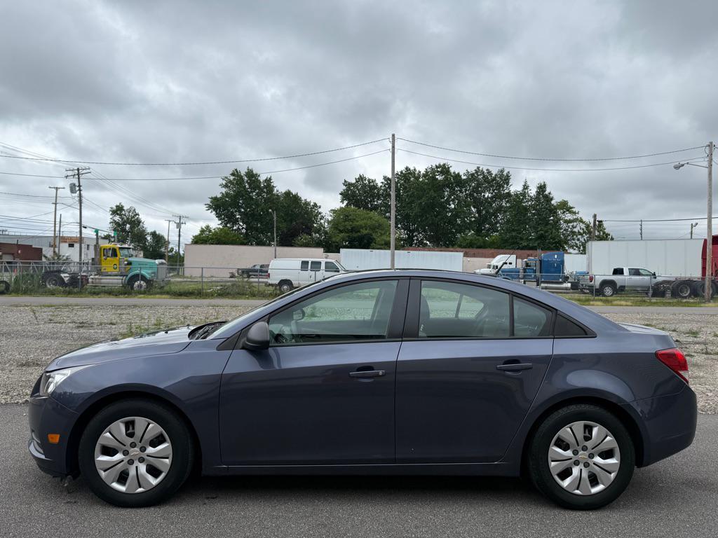 used 2013 Chevrolet Cruze car, priced at $4,990