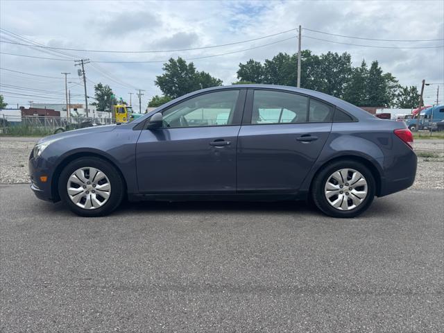 used 2014 Chevrolet Cruze car, priced at $5,990