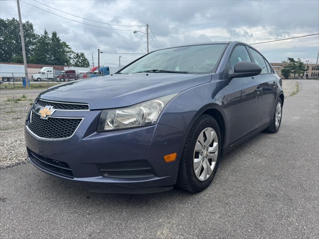 used 2014 Chevrolet Cruze car, priced at $5,990