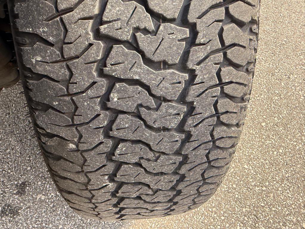 used 2012 Toyota Highlander car, priced at $11,990