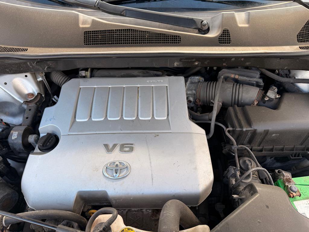 used 2012 Toyota Highlander car, priced at $11,990