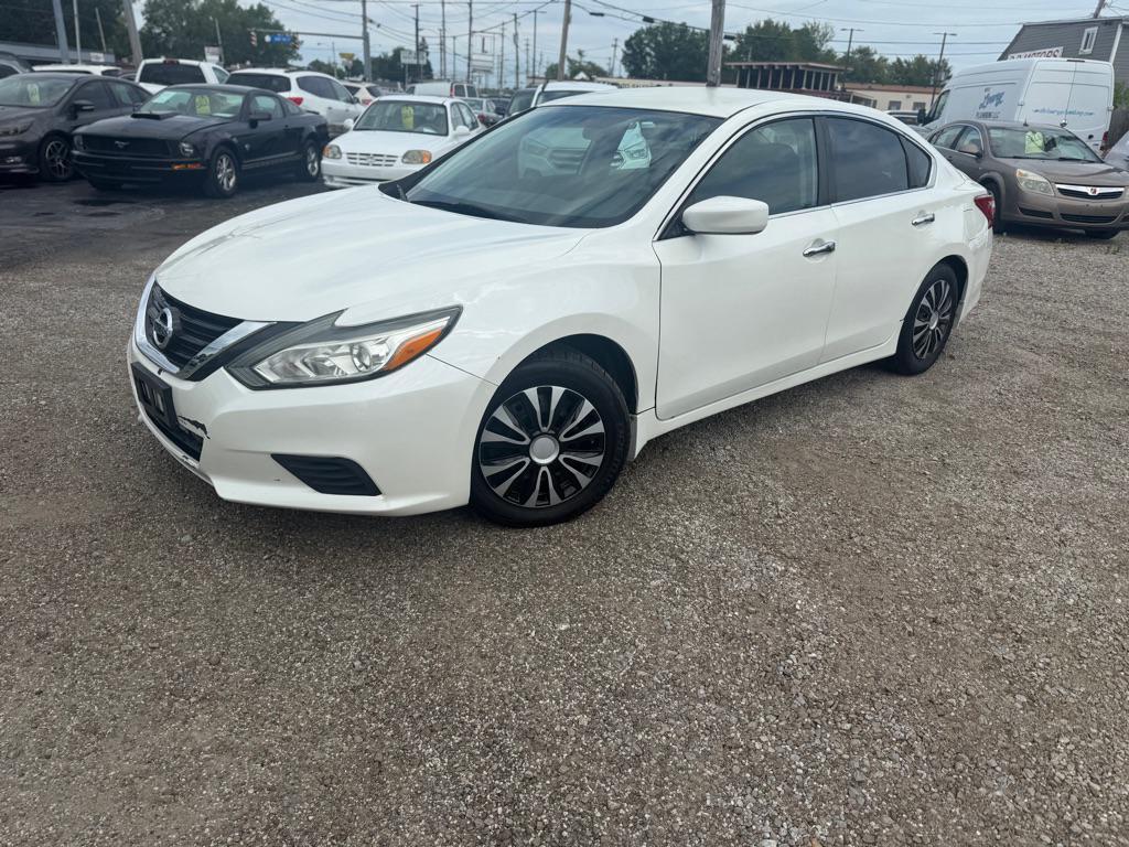 used 2016 Nissan Altima car, priced at $7,990