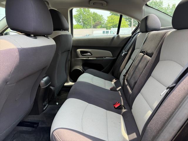 used 2014 Chevrolet Cruze car, priced at $4,590