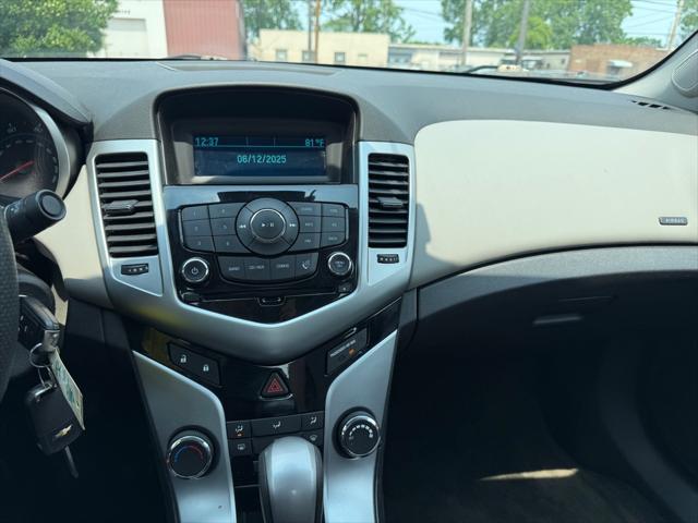 used 2014 Chevrolet Cruze car, priced at $4,590