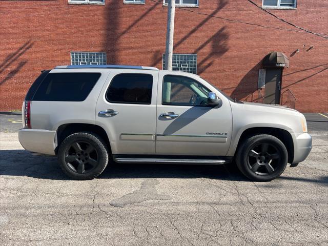 used 2009 GMC Yukon car, priced at $7,990