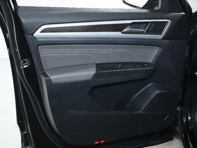 used 2023 Volkswagen Atlas car, priced at $28,889