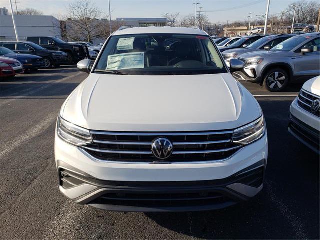 new 2024 Volkswagen Tiguan car, priced at $31,630