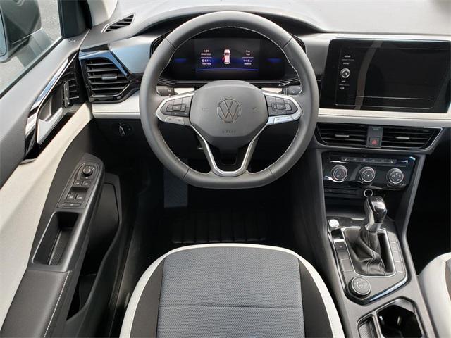new 2025 Volkswagen Taos car