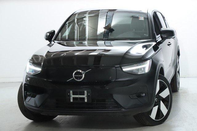 used 2022 Volvo C40 Recharge Pure Electric car, priced at $24,999