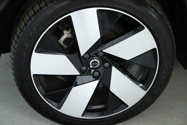 used 2022 Volvo C40 Recharge Pure Electric car, priced at $24,999