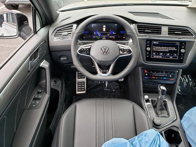 new 2024 Volkswagen Tiguan car, priced at $37,052