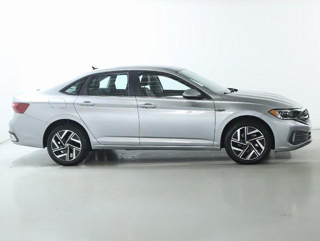 used 2022 Volkswagen Jetta car, priced at $21,322
