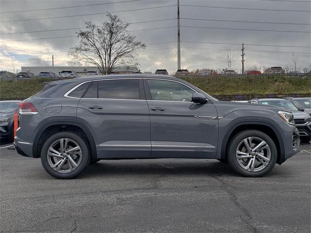 new 2024 Volkswagen Atlas Cross Sport car, priced at $47,090