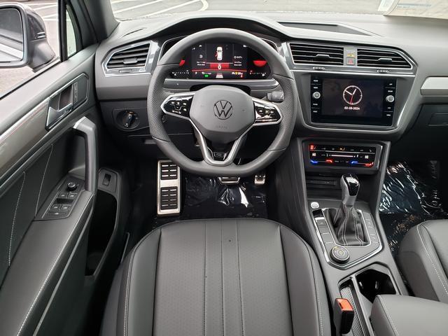 new 2024 Volkswagen Tiguan car, priced at $37,052