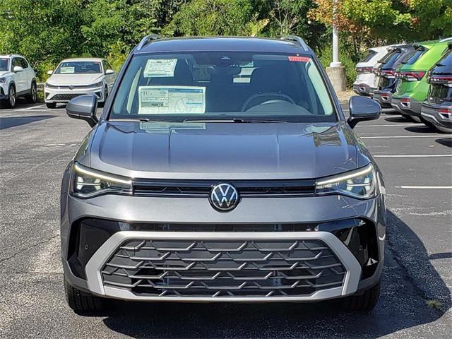 new 2025 Volkswagen Taos car