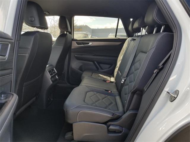new 2025 Volkswagen Atlas Cross Sport car, priced at $38,498