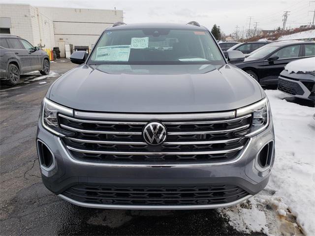 new 2025 Volkswagen Atlas car, priced at $44,748