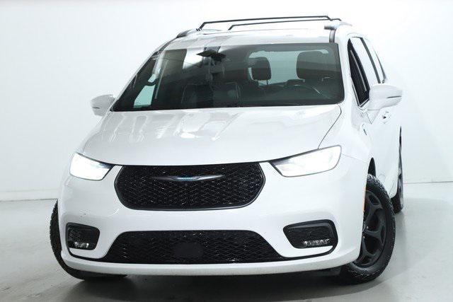 used 2021 Chrysler Pacifica Hybrid car, priced at $24,979