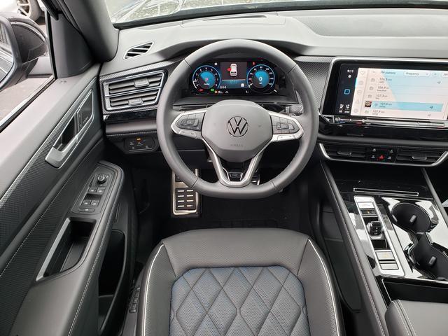new 2024 Volkswagen Atlas Cross Sport car, priced at $51,251