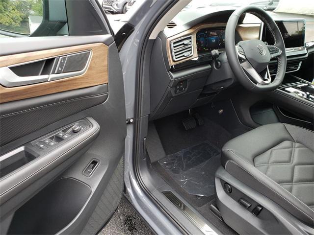 new 2026 Volkswagen Atlas car, priced at $48,193