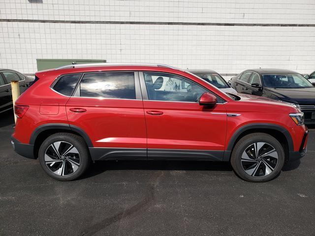 new 2024 Volkswagen Taos car, priced at $31,471
