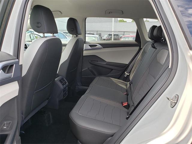 new 2025 Volkswagen Taos car