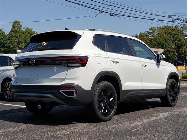 new 2025 Volkswagen Taos car