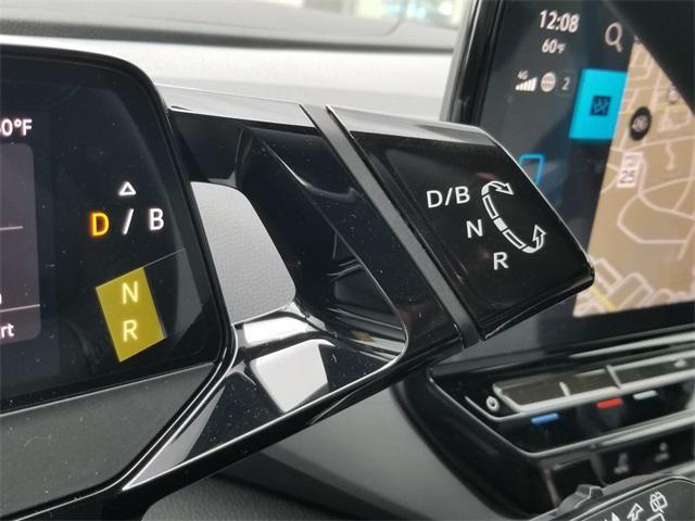 new 2025 Volkswagen ID.4 car, priced at $37,381