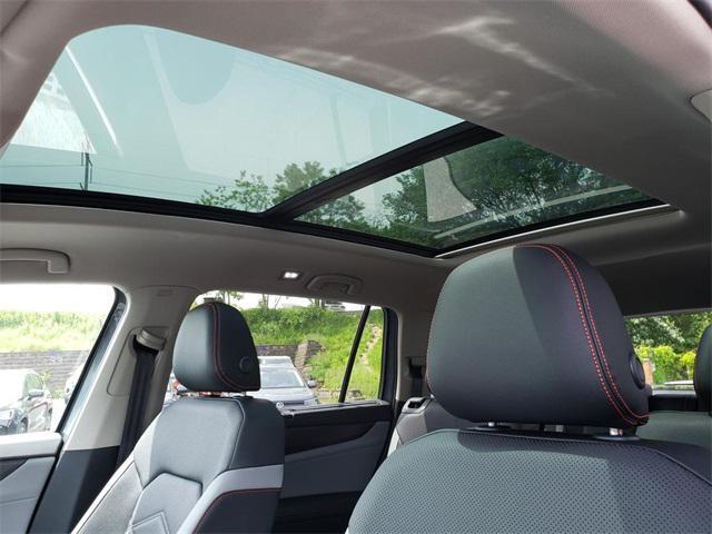 new 2025 Volkswagen Atlas car, priced at $47,349