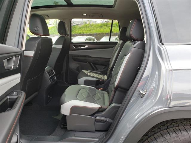 new 2025 Volkswagen Atlas car, priced at $47,349