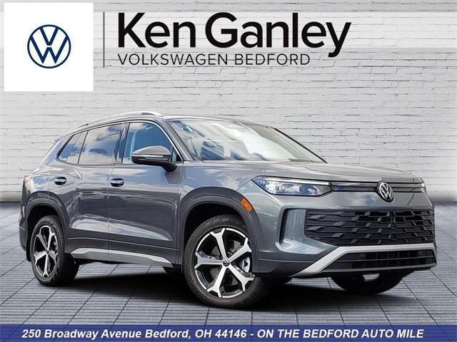 new 2025 Volkswagen Tiguan car, priced at $34,928