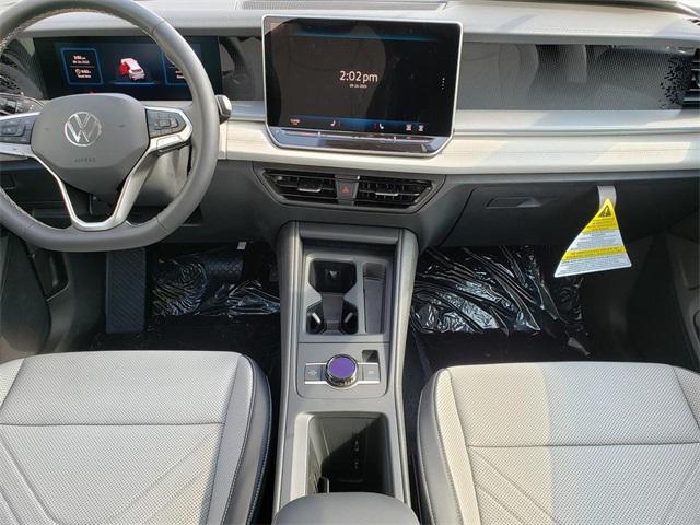 new 2025 Volkswagen Tiguan car, priced at $34,077