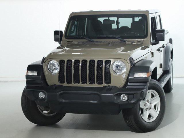 used 2020 Jeep Gladiator car, priced at $25,540