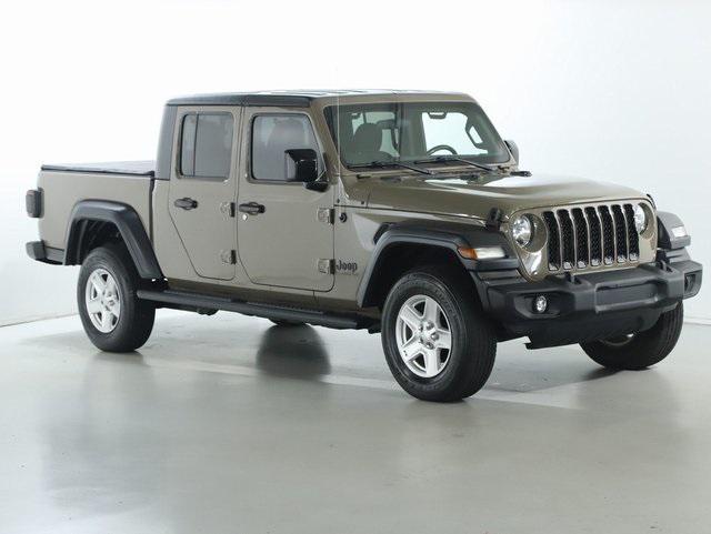 used 2020 Jeep Gladiator car, priced at $25,540