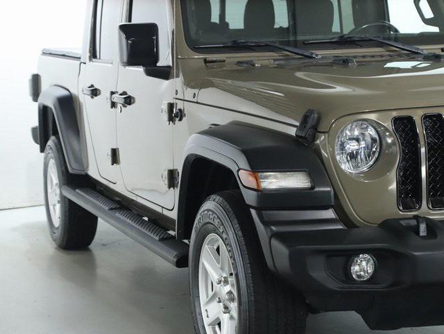 used 2020 Jeep Gladiator car, priced at $25,540