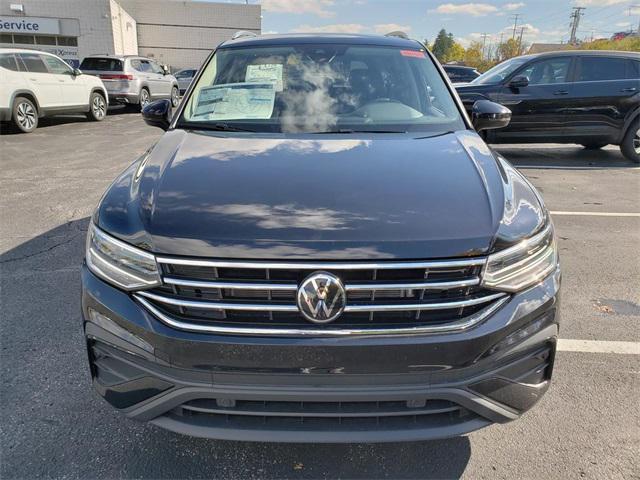 new 2024 Volkswagen Tiguan car, priced at $31,774