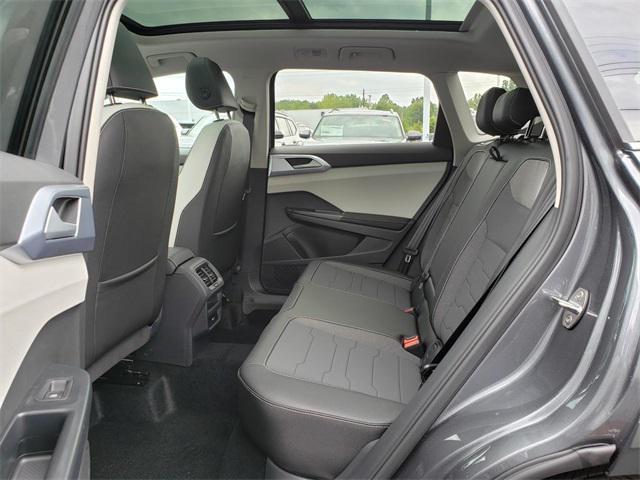 new 2025 Volkswagen Taos car