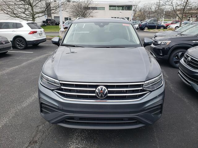 new 2024 Volkswagen Tiguan car, priced at $35,067