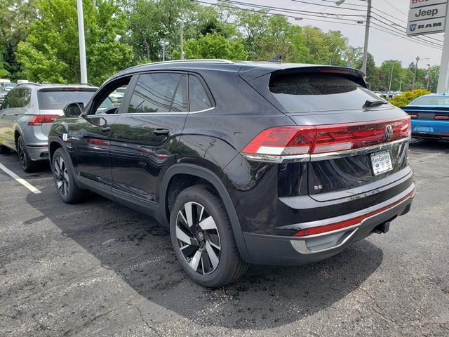 new 2024 Volkswagen Atlas Cross Sport car, priced at $42,400