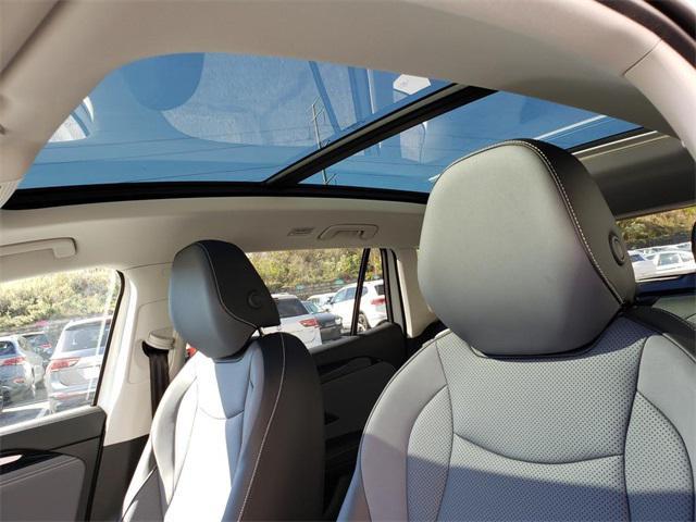 new 2025 Volkswagen Tiguan car, priced at $35,355