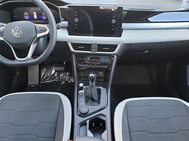 new 2025 Volkswagen Taos car