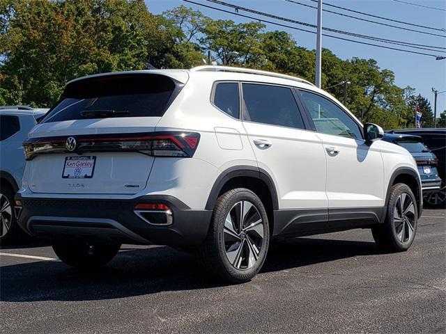 new 2025 Volkswagen Taos car